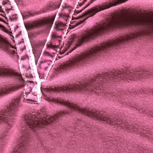 Good Used Condition! HORNY TOAD L/S Top. Purple. Small - Picture 6 of 6